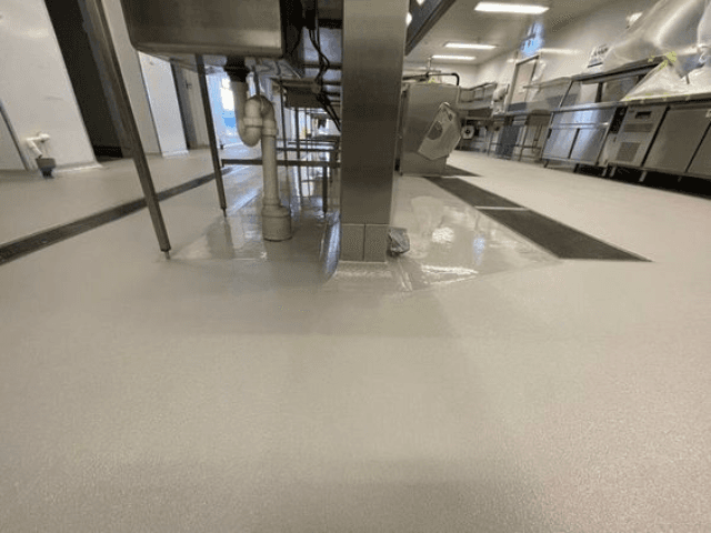 Mengapa Lantai Dapur Restoran Membutuhkan Epoxy?